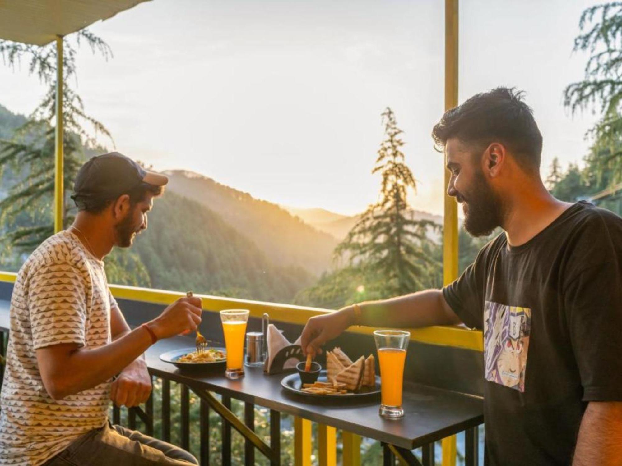 The Hosteller Khajjiar Экстерьер фото